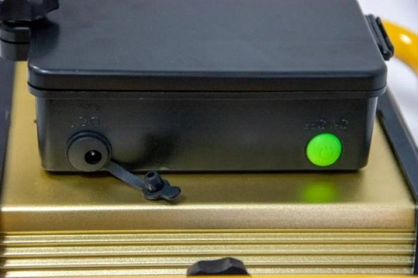 Прожектор Police LED W808 100W (SMD) + 6x18650
